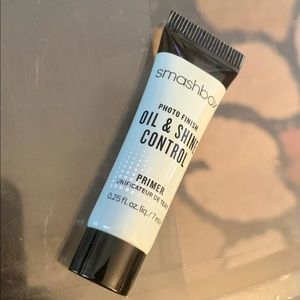 *FREE w/$20 purchase* Smashbox Oil/Shine Control